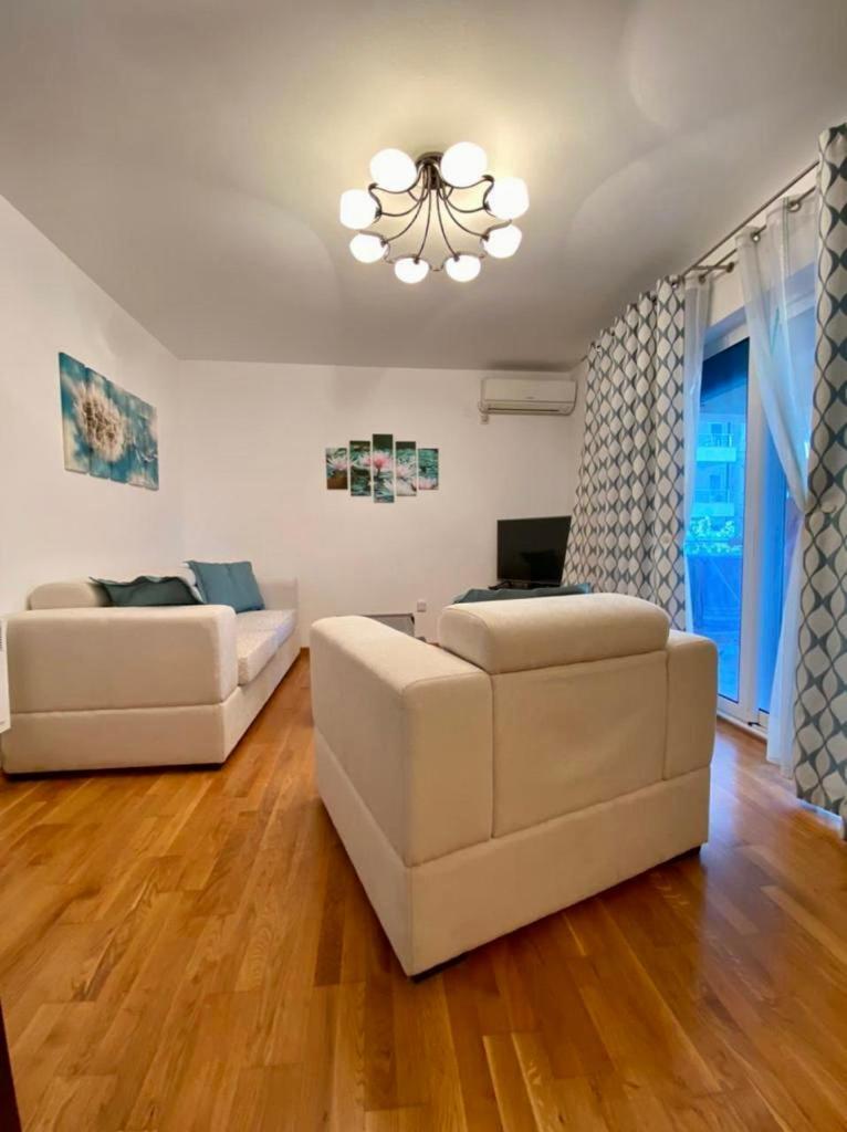 Apartment Liza Petrovac Екстериор снимка